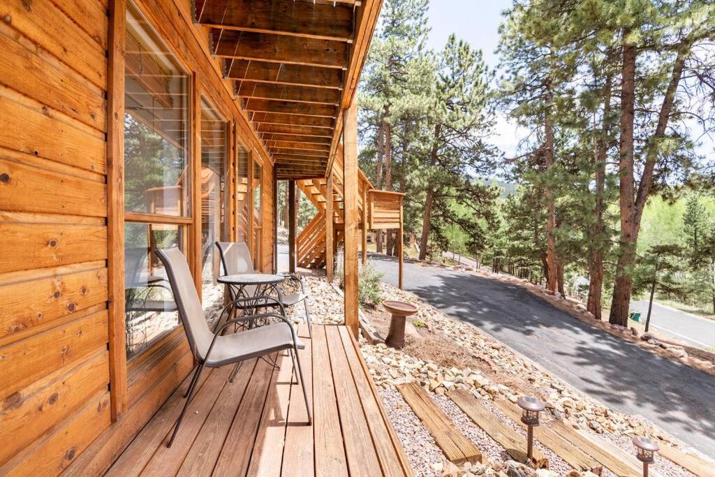 Private Hot Tub Overlooking Pikes Peak Woodland Park Exterior photo